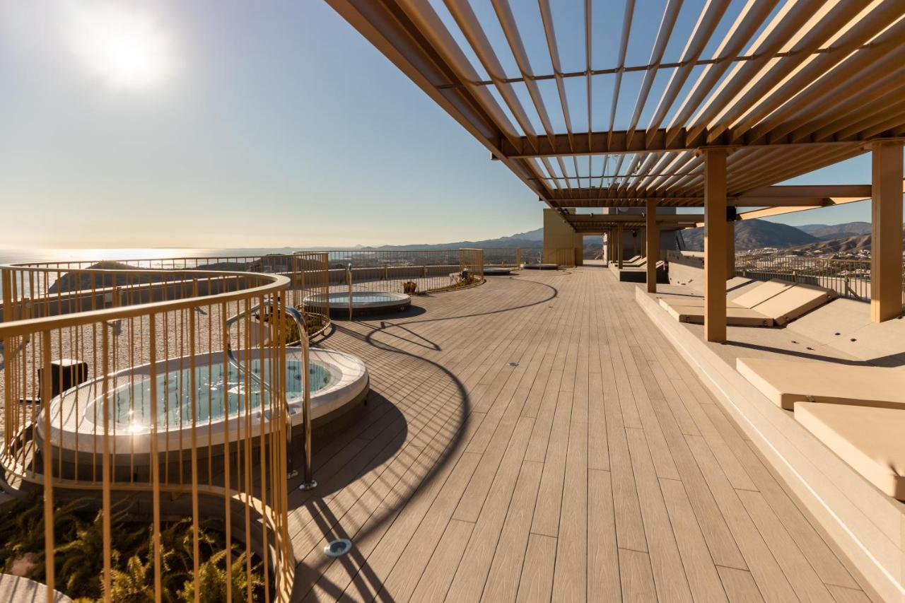 Intempo Luxury Ocean Views Resort Бенидорм Экстерьер фото