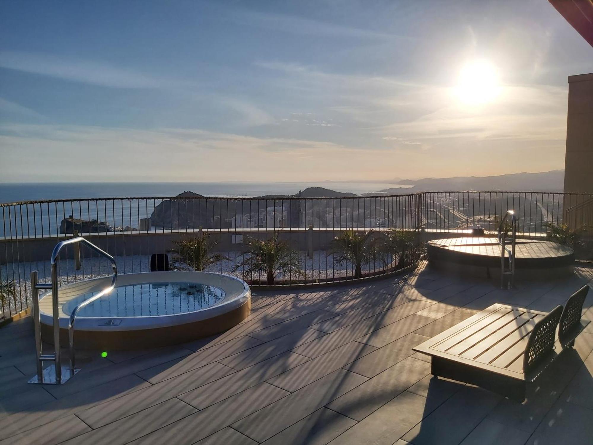 Intempo Luxury Ocean Views Resort Бенидорм Экстерьер фото
